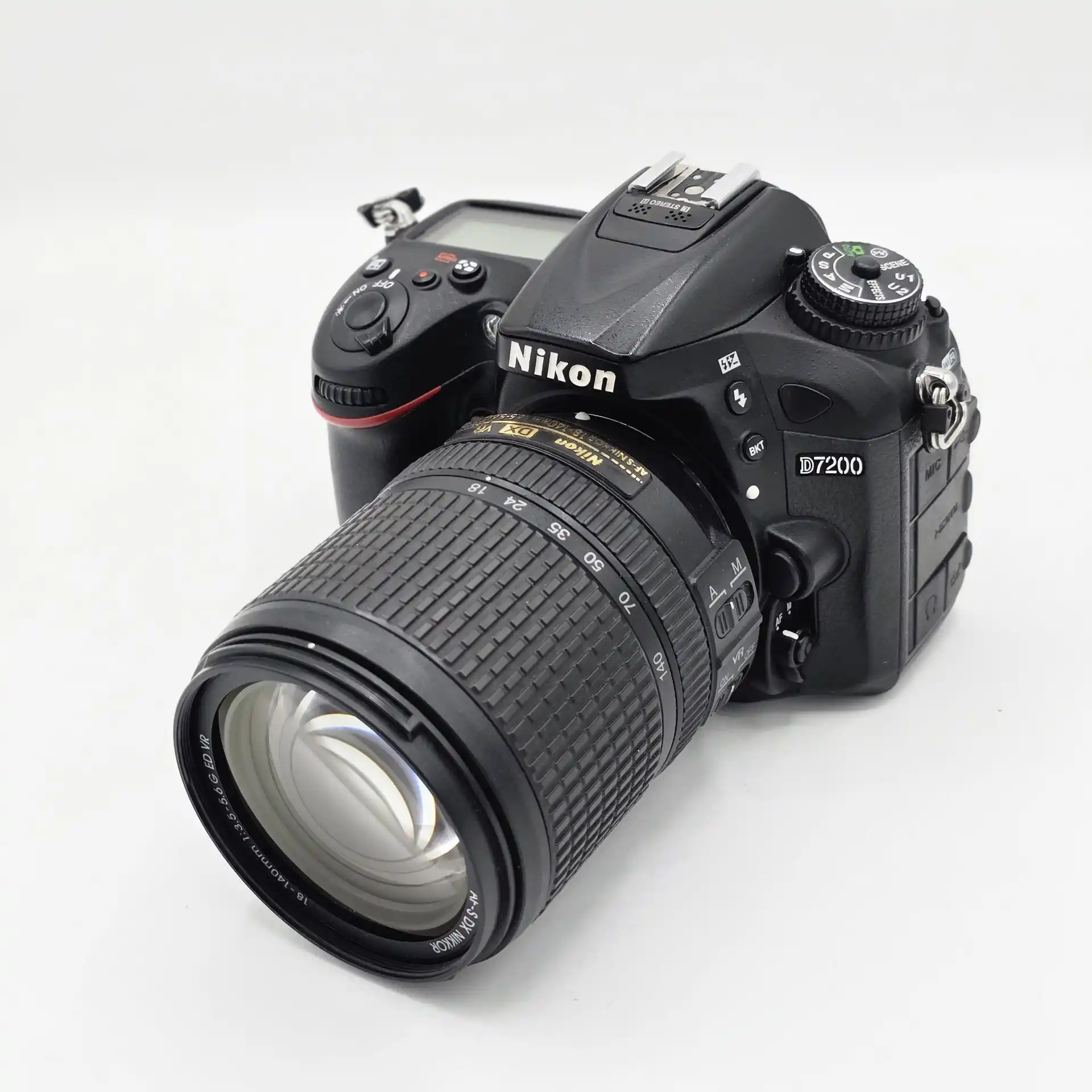 دوربین نیمه حرفه ای نیکون | Nikon D7200+18-140mm دست دو